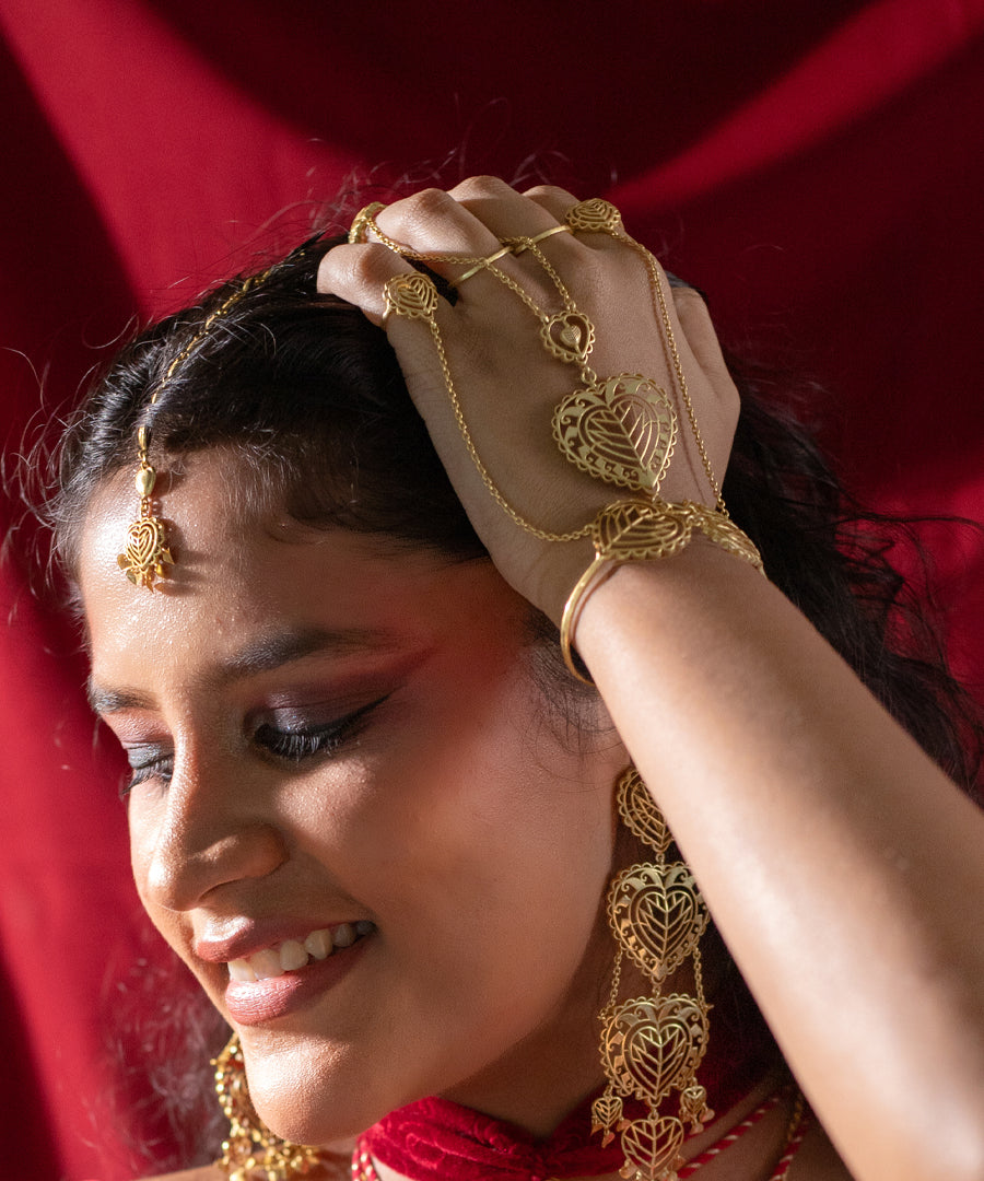 Rakaan Haathphool Bracelet — Gold Plated