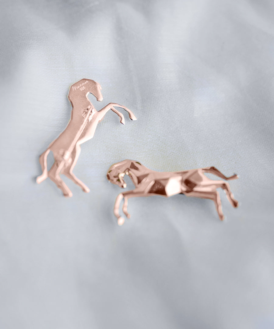 Rosegold Untamed Horse Lapel Pin