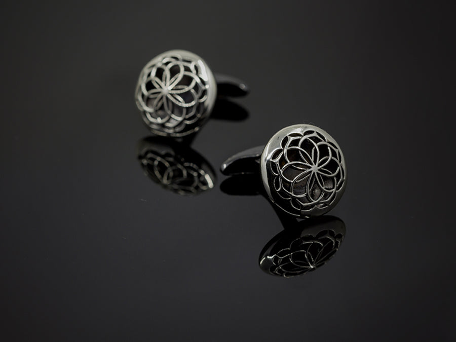Cufflinks