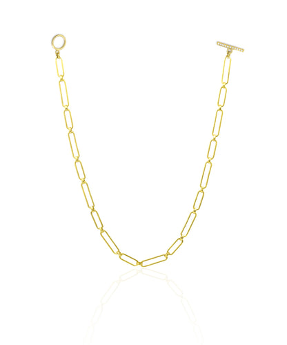 Golden paperclip long necklace. Made with 92.5% sterling silver with thick gold plating.
