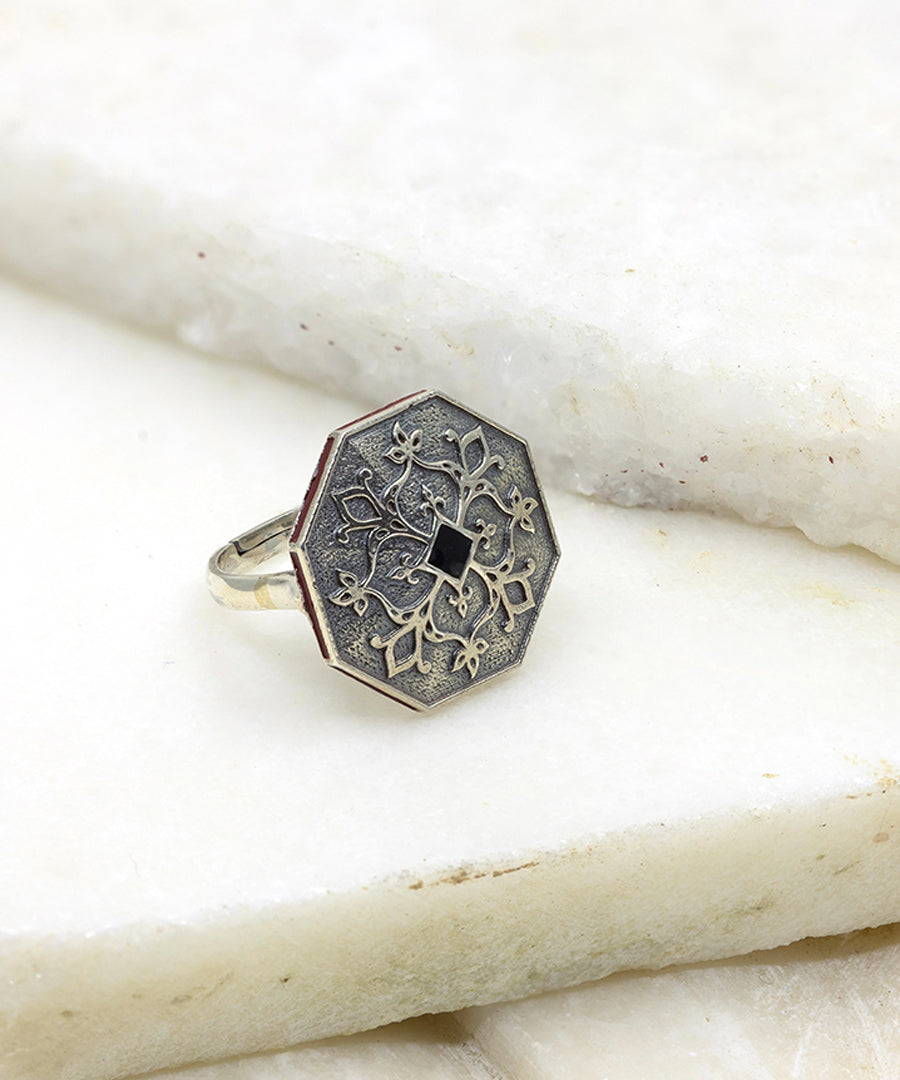 Goonj Tibari Ring - Silver Oxide Finish