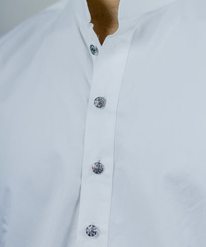 Silver thar kurta buttons by Manner India.