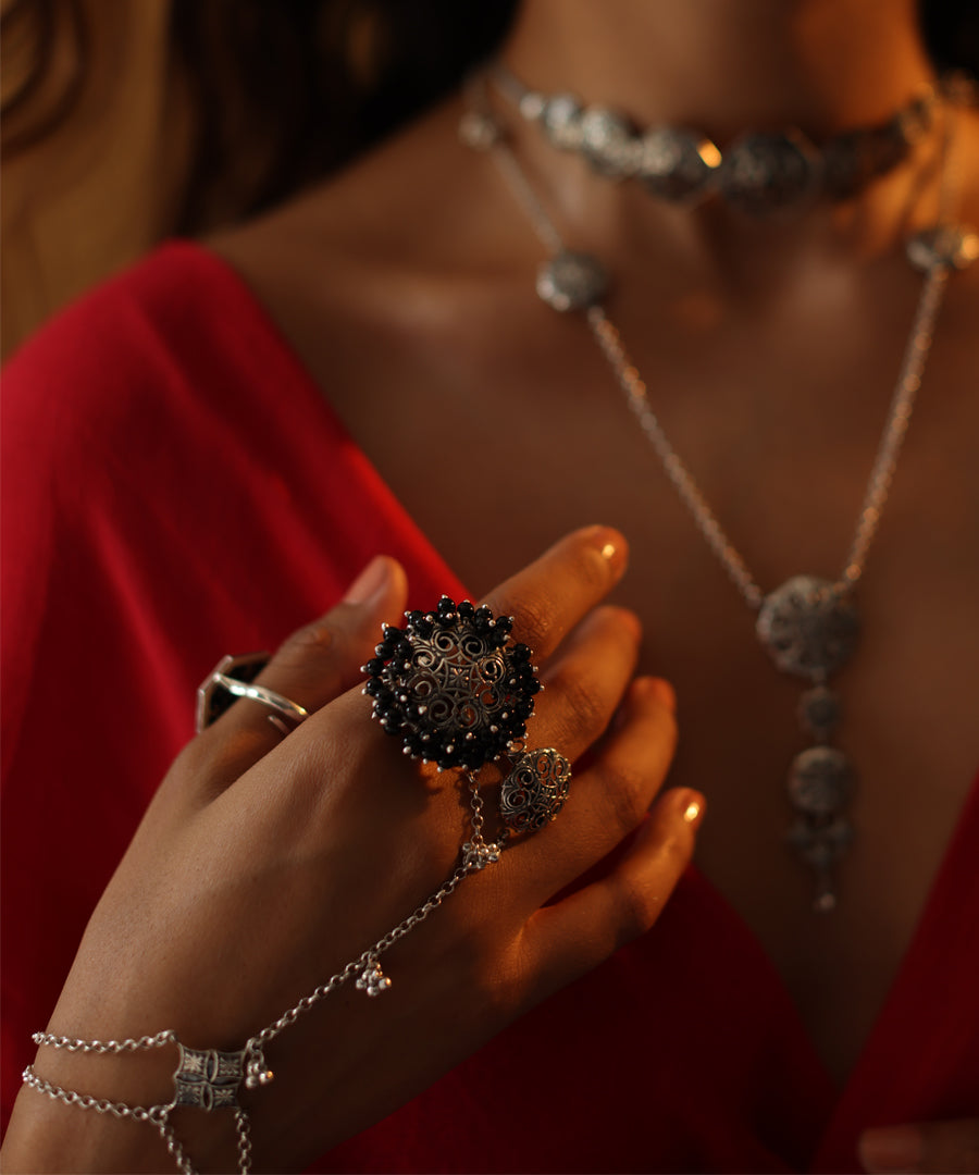 Thar Manjari Ring - Silver Oxide Finish